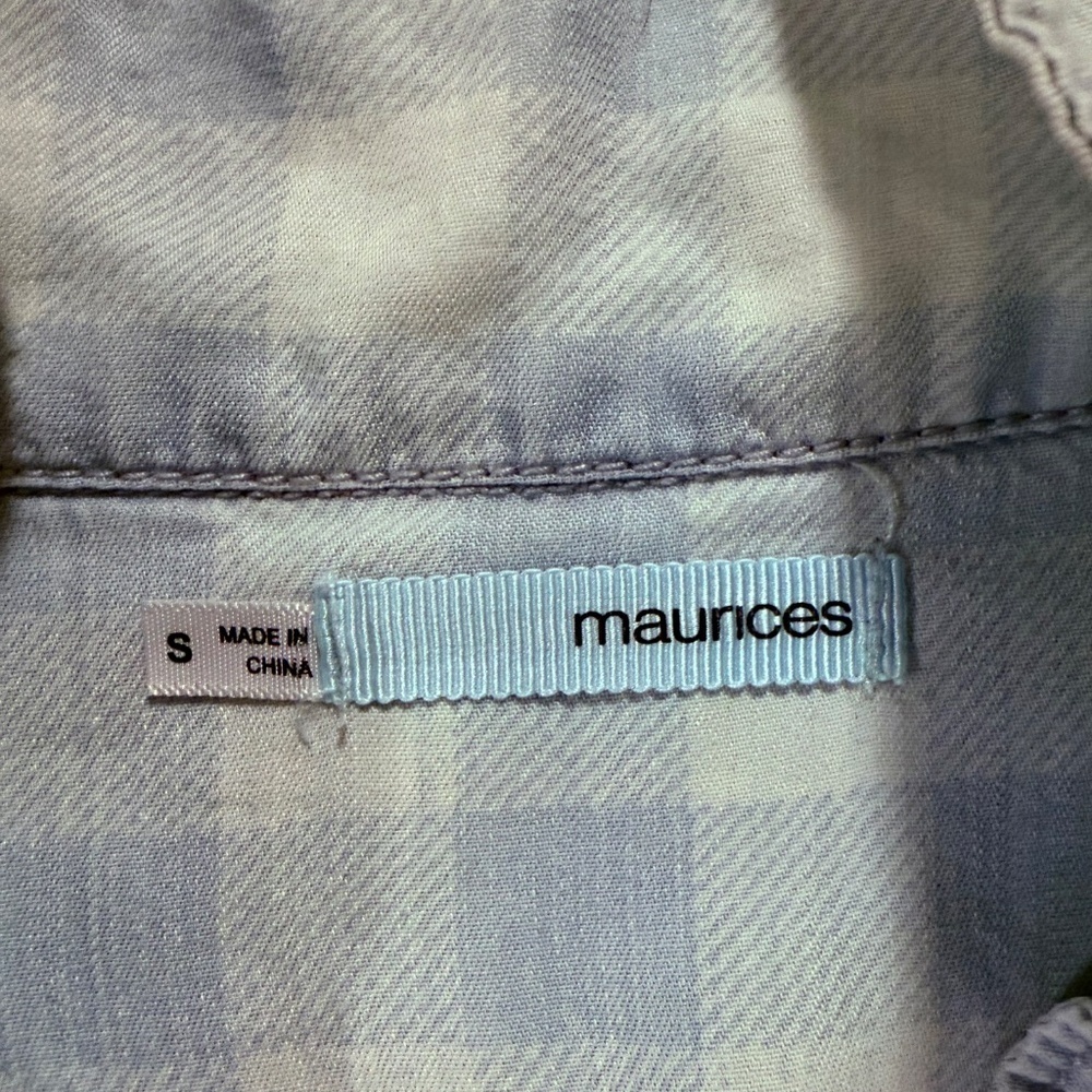 Two Maurice’s shirts - Picture 3 of 3